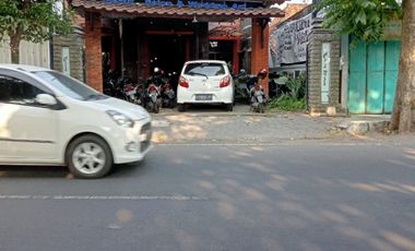 jual  rumah 0jln raya  cocok  untuk usaha