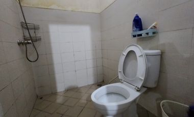 (Tersewa) Kontrakan 3 Kmr Tidur 2 Kmr Mandi GGP di satu lantai di Lt1