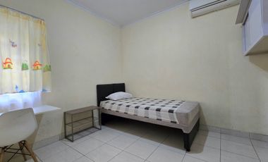 (Tersewa) Kontrakan 3 Kmr Tidur 2 Kmr Mandi GGP di satu lantai di Lt1