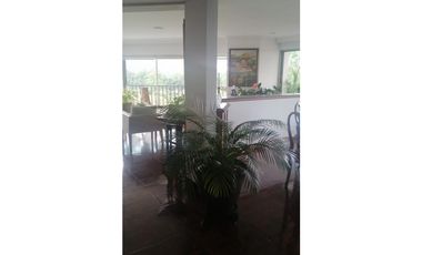 APARTAMENTO CON VISTA A LOS CAMPOS DEL CLUB CAMPESTRE
