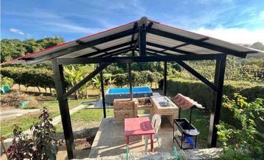 CASA CAMPESTRE EN RESTREPO VALLE