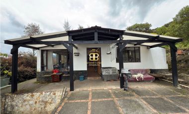 SE VENDE CASA EN LA CALERA VEREDA LA POPA