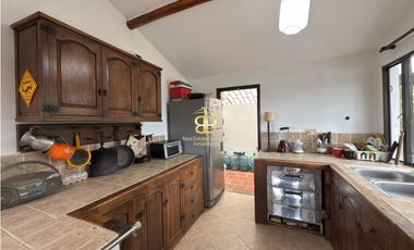 SE VENDE CASA EN LA CALERA VEREDA LA POPA