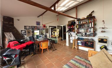 SE VENDE CASA EN LA CALERA VEREDA LA POPA