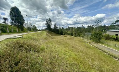 Venta de Lote en El Retiro Pantanillo
