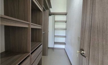 CASA EN VENTA UBICADA EN EL RETIRO, SECTOR LA MARIA