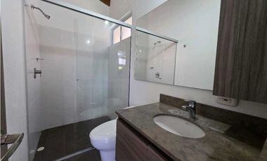 CASA EN VENTA UBICADA EN EL RETIRO, SECTOR LA MARIA
