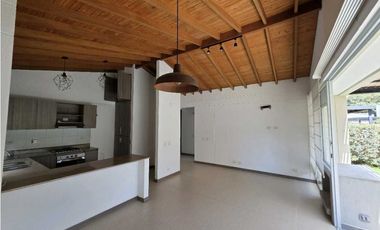 CASA EN VENTA UBICADA EN EL RETIRO, SECTOR LA MARIA