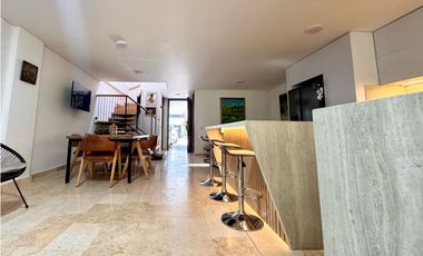 Vendo hermosa casa ubicada en sector Montessori Envigado