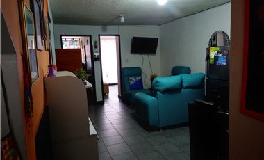 Casa con 3 rentas en 2.500 lotes-Cuba, Pereira