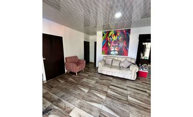 Casa campestre con piscina en venta - Santa Elena El Cerrito Valle