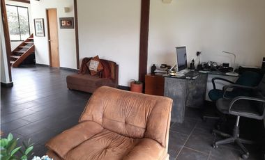 Venta de casa Campestre en el Carmen de Viboral vereda Campo Alegre