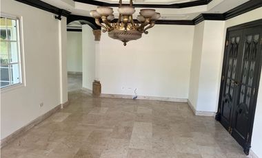 VENTA DE CASA CON PISCINA EN COSTA DORADA TERRENO 900M2 JP