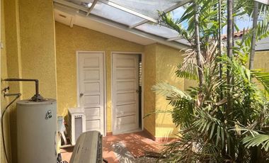 VENTA DE CASA CON PISCINA EN COSTA DORADA TERRENO 900M2 JP