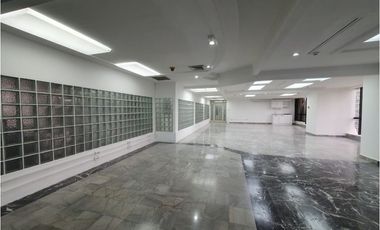 AVE BALBOBA /TORRE BAC / OFCINA / 616M  / VACIA / PISO ALTO YH