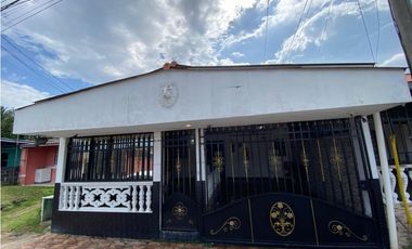 TOCUMEN / VILLA DE LA SIESTA / 160M / 3 HABITACIONES / TERRAZA TECHADA