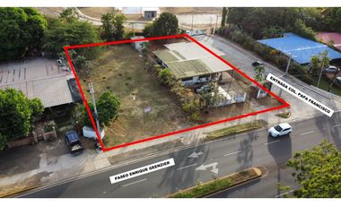 Se vende lote en Chitré