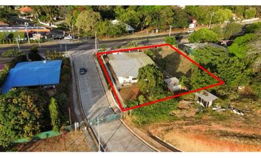 Se vende lote en Chitré