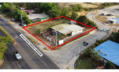 Se vende lote en Chitré