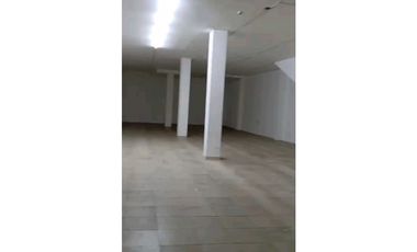 ALQUILO LOCAL EN CHORRERA PARQUE LIBERTADORES 660MTS
