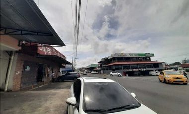 ALQUILO LOCAL EN CHORRERA PARQUE LIBERTADORES 660MTS