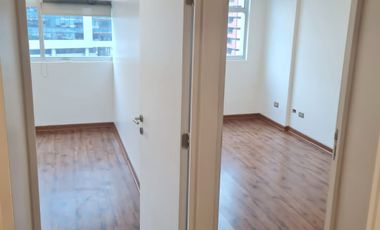 OFICINA 3 PRIVADOS, 1 BAÑO, ESTAC  METRO MANQUEHUE