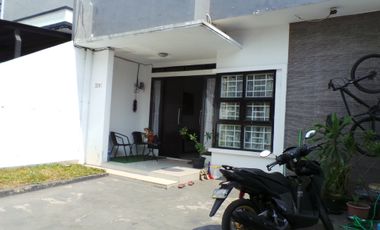 JUAL RMH KOMPLEK DEPKES, PONDOK CABE DKT TOLL BSD, UT, IAIN JUAL CEPAT