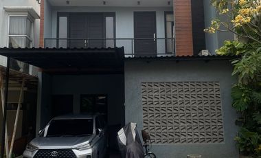 RUMAH TOWN HOUSE BINTARO DEKAT TOLL BSD BXCHANGE KA BUTUH CEPAT