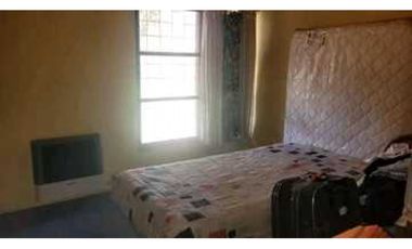 VENTA · CASA ·3 DOR 1.450 m2 · LUJAN CERCA De CHACRAS · NO APTO CÉDITO