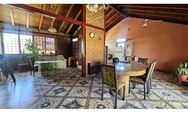 VENTA · CASA ·3 DOR 1.450 m2 · LUJAN CERCA De CHACRAS · NO APTO CÉDITO