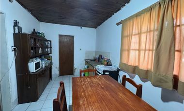 Vendo Casa con Departamento en Concepción del Uruguay, Entre Ríos