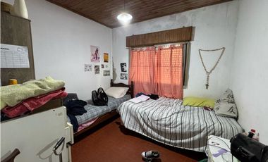 Vendo Casa con Departamento en Concepción del Uruguay, Entre Ríos