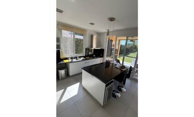 VENTA CASA EN BARRIO CLUB DE CAMPO LOS PUENTES