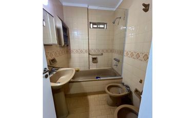 VENTA 2 AMBIENTES EN LA PERLA INDEPENDENCIA 565 CON COCHERA