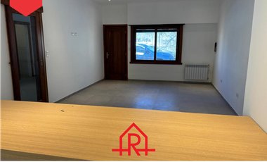 CASA EN VENTA (Calle 12 entre 13 y 15)