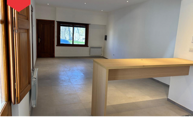 CASA EN VENTA (Calle 12 entre 13 y 15)