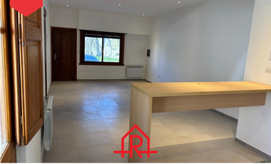 CASA EN VENTA (Calle 12 entre 13 y 15)