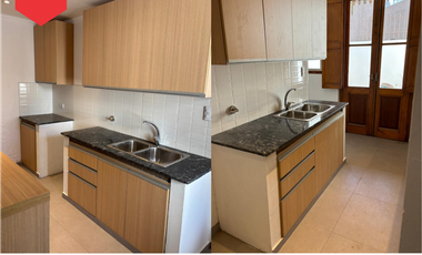 CASA EN VENTA (Calle 12 entre 13 y 15)