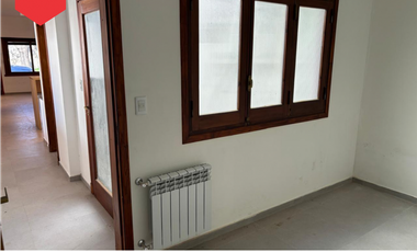 CASA EN VENTA (Calle 12 entre 13 y 15)