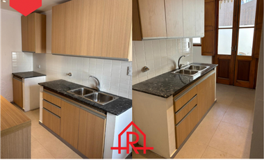 CASA EN VENTA (Calle 12 entre 13 y 15)