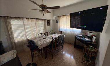 Venta PH y deposito en block - 3 amb al fondo más Deposito Guido 1100