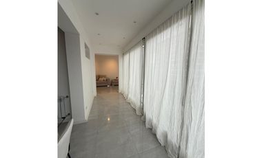 3 AMBIENTES A LA CALLE CON BALCON SALIENTE - LURO 2551