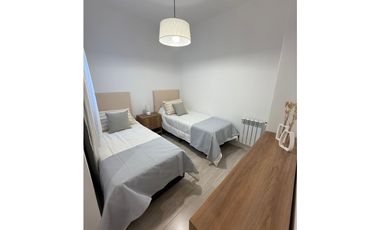 3 AMBIENTES A LA CALLE CON BALCON SALIENTE - LURO 2551