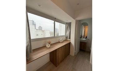 3 AMBIENTES A LA CALLE CON BALCON SALIENTE - LURO 2551