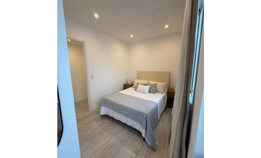 3 AMBIENTES A LA CALLE CON BALCON SALIENTE - LURO 2551