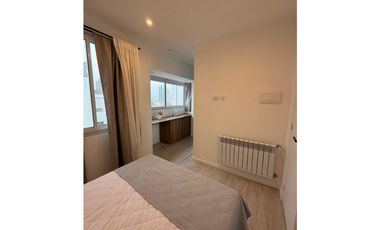 3 AMBIENTES A LA CALLE CON BALCON SALIENTE - LURO 2551