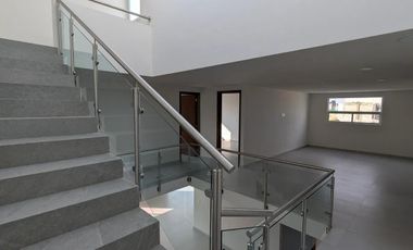 VENTA DE CASA NUEVA EN METEPEC CERCA DEL INSTITUTO INDIGO