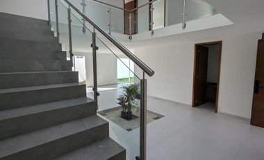 VENTA DE CASA NUEVA EN METEPEC CERCA DEL INSTITUTO INDIGO