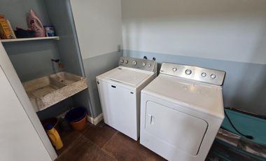 Casa en venta en Santo Domingo Ocotitlán, Tepoztlán, Morelos