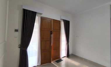 Rumah Baru 2 Lantai Mewah Ringroad Selatan Dekat UMY Yogyakarta